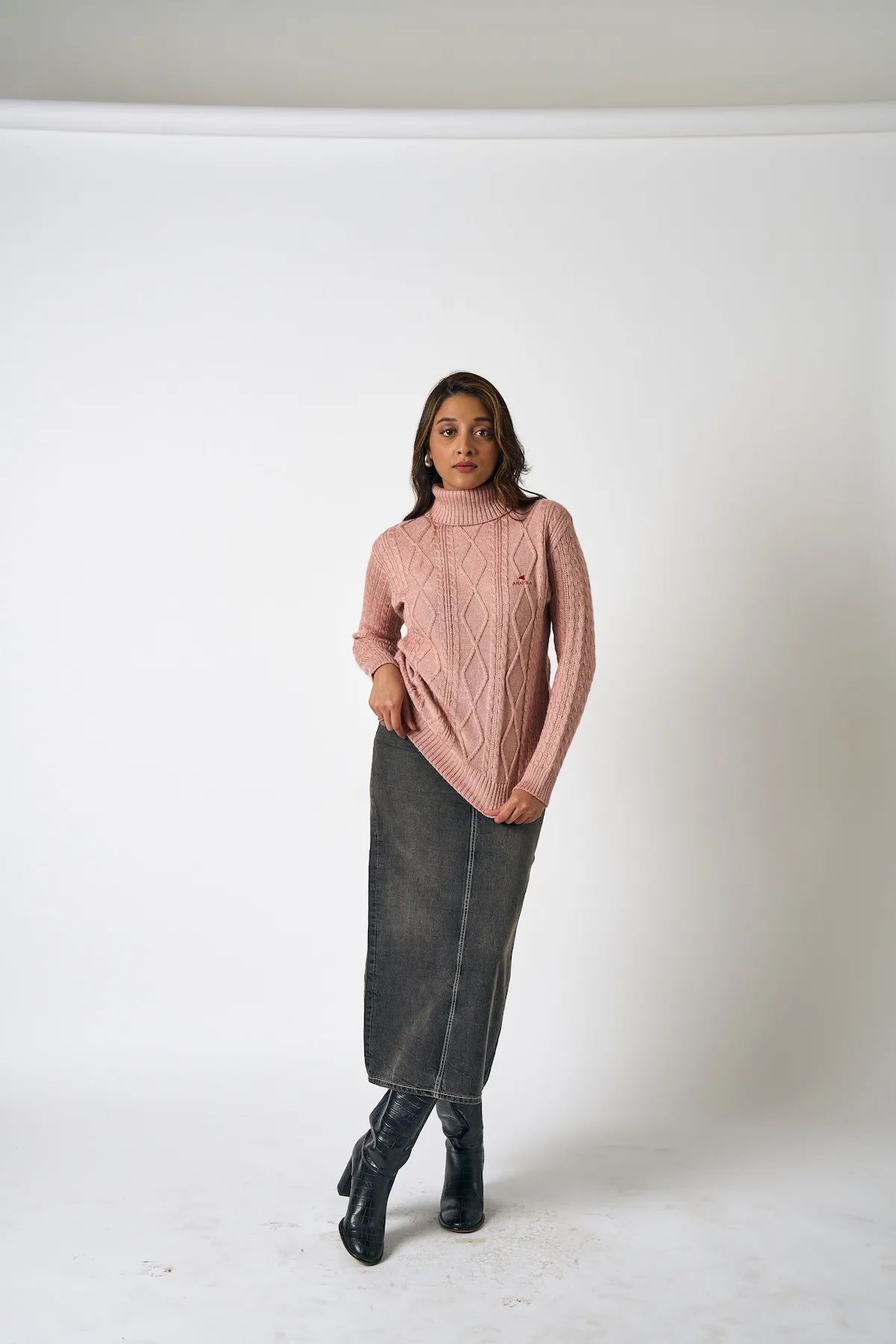 pink sweater woolen